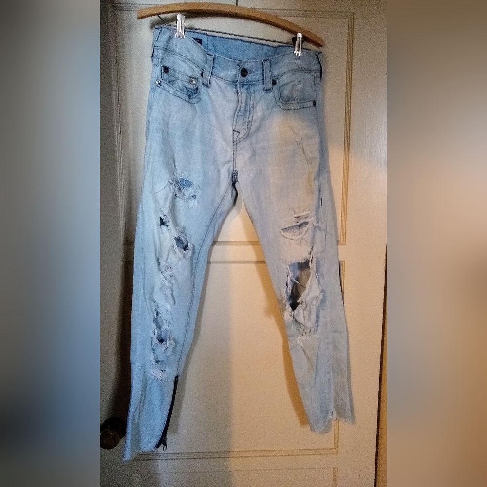 True Religion Finn Slim Tapered Light Blue Distressed Holes Ripped Mens Jeans 30
